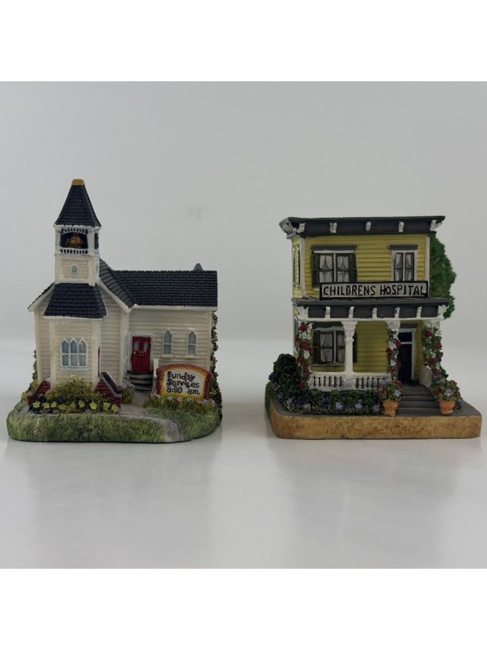 Vtg 2000 Liberty Falls Miniature Village Set Lakeview Church Childrens Hospital